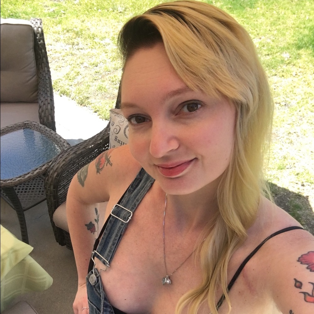 Meet your Posher, Yuliya